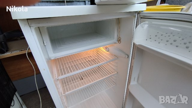 Хладилник Zanussi с вътрешна камера модел : ZC 194 R Зануси, снимка 10 - Хладилници - 41902197