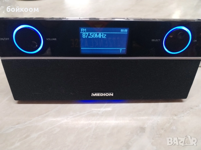 Интернет и ФМ радио MEDION