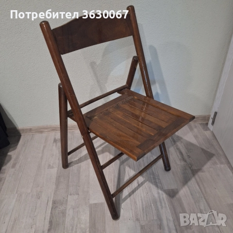 Сгъваем дървен стол