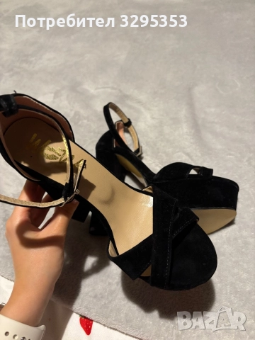 Черни велурени токчета – 35 номер, нови, 90 лв, снимка 4 - Дамски обувки на ток - 51647964