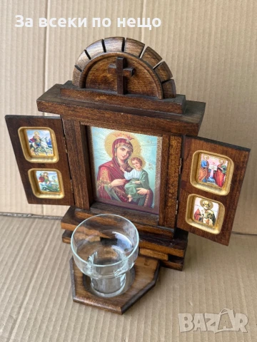 Триптих , Дърворезба, старинен домашен иконостас с кандило , икона, снимка 12 - Антикварни и старинни предмети - 51366708