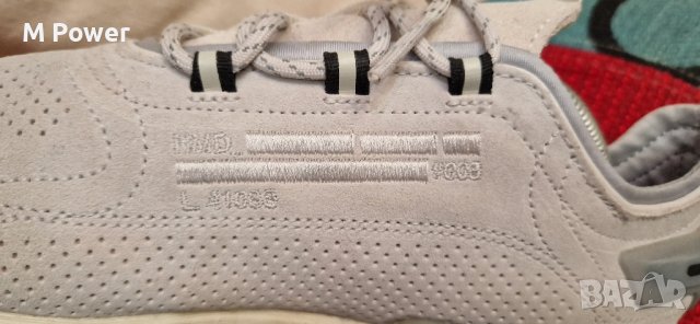 Adidas Originals NMD-V3,номер 44, снимка 3 - Маратонки - 42664947