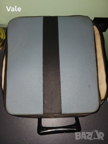 Италианска пишеща машина Olivetti Lettera 32, снимка 4 - Антикварни и старинни предмети - 53180971