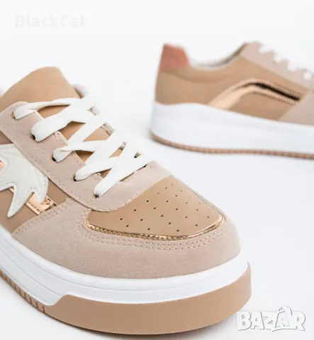 Дамски Спортни Обувки В Бежов Цвят, снимка 2 - Кецове - 47857444