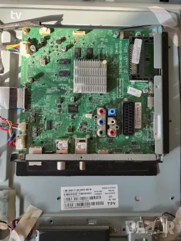 Philips 32PFS6402/12 на части - 715G7030-M02-B01-005N / 715G7364-P03-001-002M / HV320FHB-N00 47-6021, снимка 4 - Части и Платки - 47626496