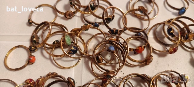 Винтидж пръстени от миналия век – 164 броя микс от модели, снимка 6 - Антикварни и старинни предмети - 51076404