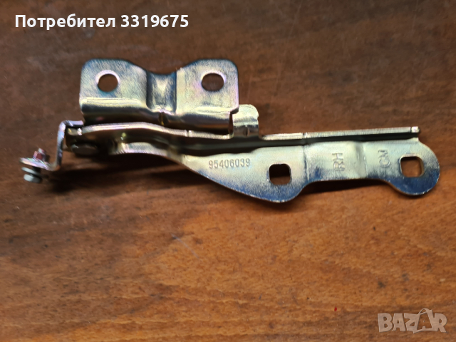 Панта за преден капак дясна Тойота Ярис/ Toyota Yaris 2007/2011, снимка 2 - Части - 36357241