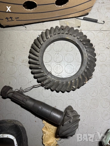 КОРОНА ПИНЬОН 38/9 МОСКВИЧ 407 МОСКВИЧ 408 НОВ ОРИГИНАЛЕН