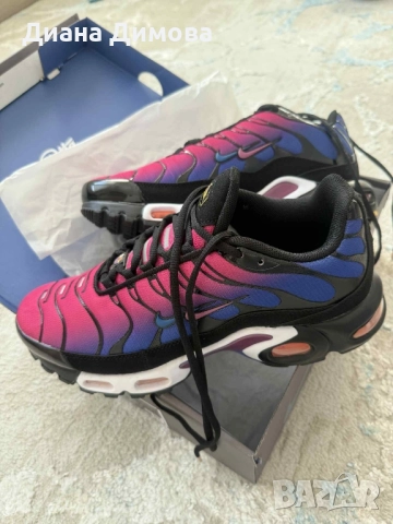 Нови маратонки NIKE 44 номер, снимка 4 - Маратонки - 52446678