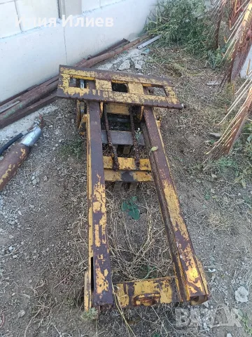 Мотокарно устройство за трактор 