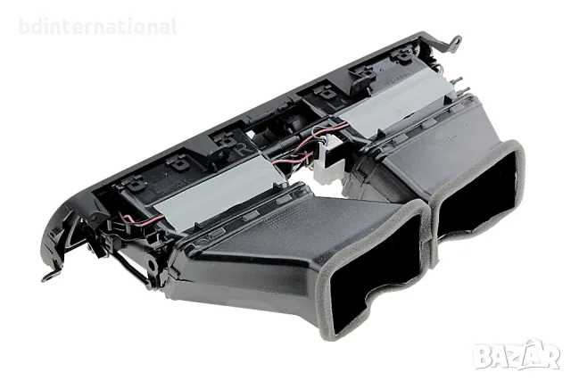 Централен преден въздуховод, BMW 5 F10/F11, Хром, снимка 2 - Части - 55970610