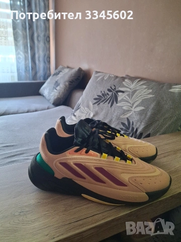 Дамски маратонки Адидас,малко носени 