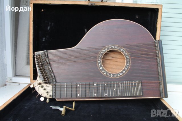 Немски струнен музикален инструмент , снимка 2 - Струнни инструменти - 41521306