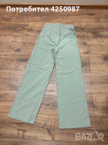 Дамски панталон Bershka, снимка 2 - Панталони - 52124515