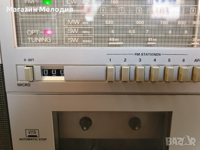 Радиокасетофон Grundig RR 3600 В отлично техническо и визуално състояние., снимка 10 - Радиокасетофони, транзистори - 36139414