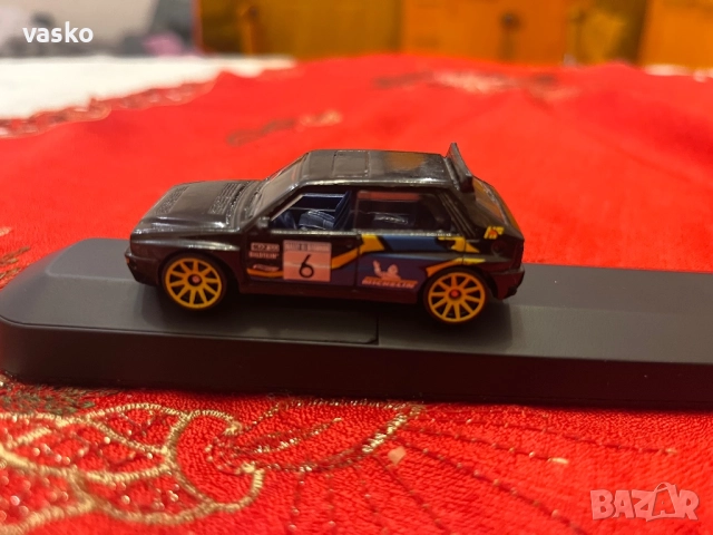 Hotwheels Lancia Delta Integrale, снимка 2 - Колекции - 52914482