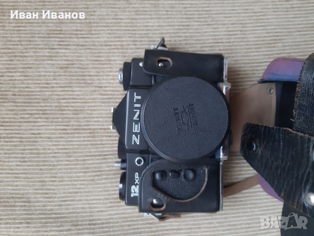  Фотоапарат Zenit 12XP, снимка 1 - Други ценни предмети - 36434679