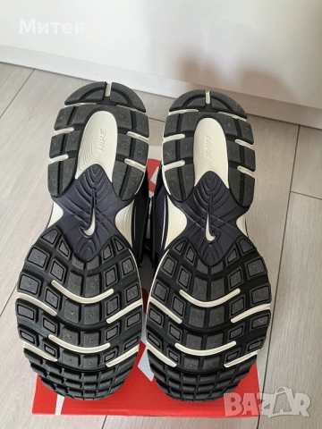 Nike V5 RNR(size-44)Нови, снимка 7 - Маратонки - 56407924
