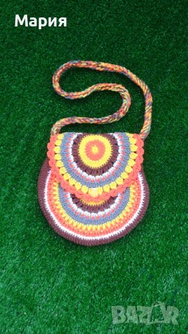 Малка плетена шарена детска чанта, снимка 2 - Чанти - 41306157