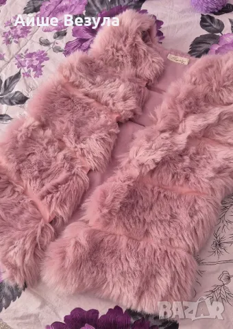 Розов елек, еко пух, стандартен размер, ново необличан. Цена 70 лв.При интерес пишете ми., снимка 3 - Елеци - 48571513