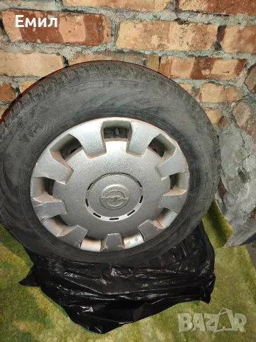 Зимни гуми Nokian 195/65 R15 WrD3 с железни джанти за Опел