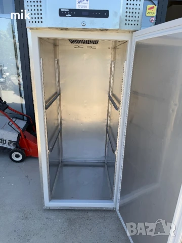 2в1 Професионален хладилник И фризер Gram , снимка 7 - Фризери - 50778977