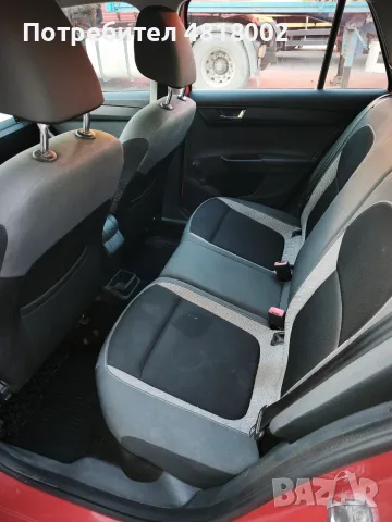 Лек автомобил Skoda Fabia, снимка 5 - Автомобили и джипове - 56128810