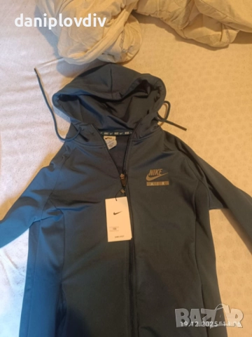 NIKE,ново дамско горнище