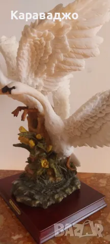 Италианска Композиция Лебеди, снимка 3 - Статуетки - 48645249