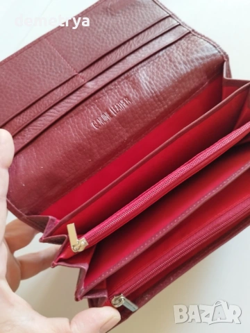 Дамски портфейл от естествена кожа 
