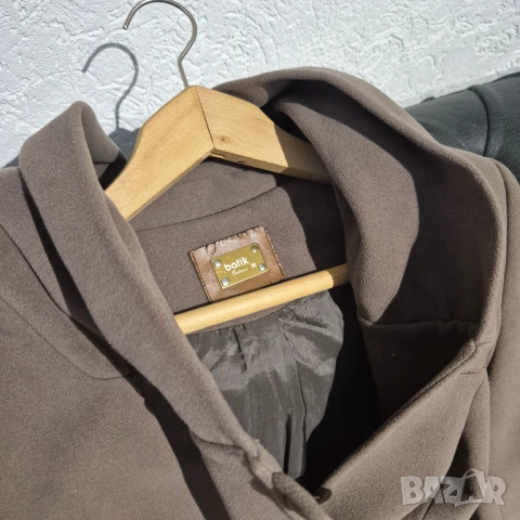 Кафяво дамско палто с качулка, снимка 3 - Палта, манта - 53304752