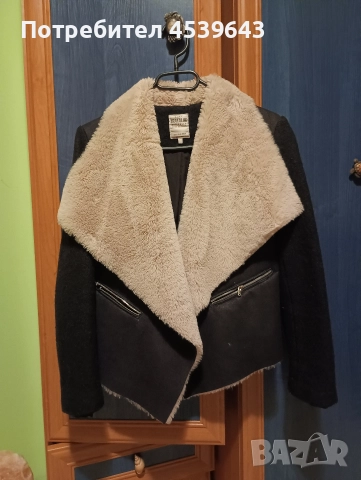 Дамско палтенце на ZARA размер XS, снимка 3 - Якета - 52859335