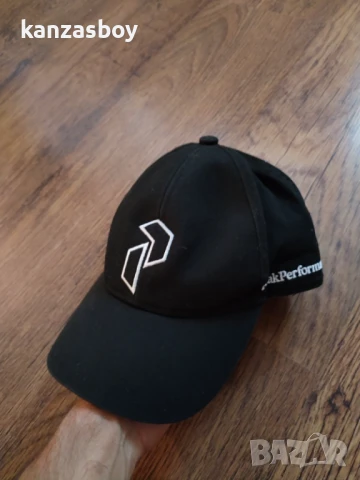 peak performance retro cap - страхотна шапка , снимка 4 - Шапки - 51203565