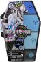 Кукла Monster High Frankie Stein с гардероб с 15 изненадващи модни аксесоара, снимка 7