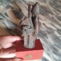 Продавам статуетка ръка с шишарка и животни, снимка 5