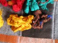 Прежда различни цветове неизползвана и куки за плетене, снимка 14