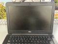 Dell Latitude 3380 за части - следи от вода по платката, снимка 3