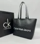 Дамска чанта Calvin Klein - 3 налични цвята Код R50, снимка 4