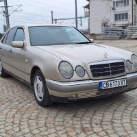 Mercedes-Benz E 220 D, снимка 2 - Автомобили и джипове - 44370185