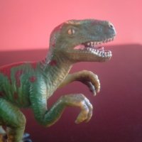 Колекционерска фигурка Schleich Dinosaurs Velociraptor 2003г 73527, снимка 13 - Колекции - 41982838