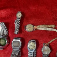 Стари дамски часовници , снимка 2 - Антикварни и старинни предмети - 41321505