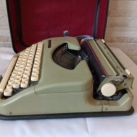 Стара пишеща машина Марица 11 - Made in Bulgaria - 1970г, снимка 8 - Антикварни и старинни предмети - 42261774