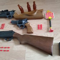 Пушки и револвер с гумени патрони и мишени - Edison Giocattoli, снимка 2 - Други - 40224621