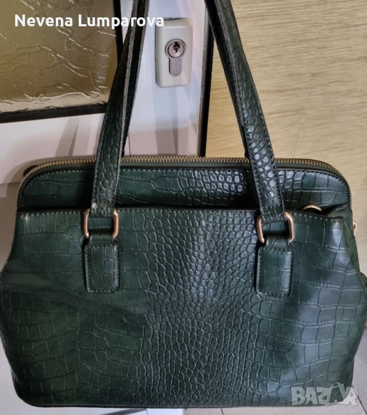 Дамска зелена чанта, снимка 1