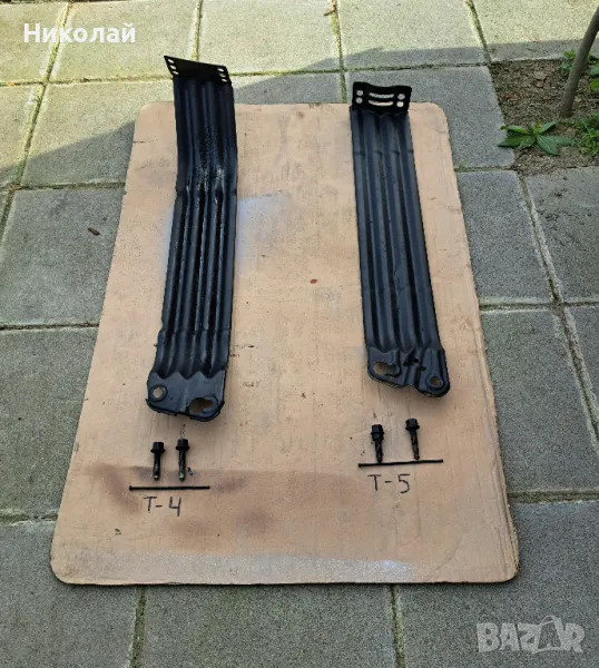 СТОЙКА ЗА РЕЗЕРВНА ГУМА VW T5-Т4, снимка 1