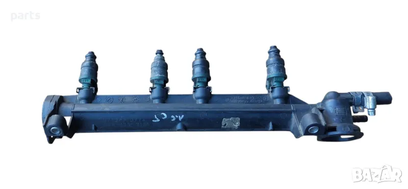 Горивна Рейка и Дюзи 1.6 Бензин VW Голф 4 N:886 (2) - Ауди A3 8L - 97T2870774 - 06A133317A, снимка 1