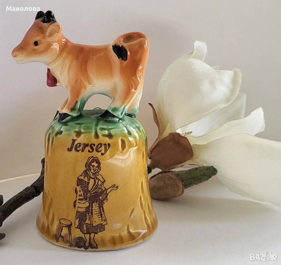 Звънче Regal Jersey “Джърси” във формата на сладко теленце., снимка 1