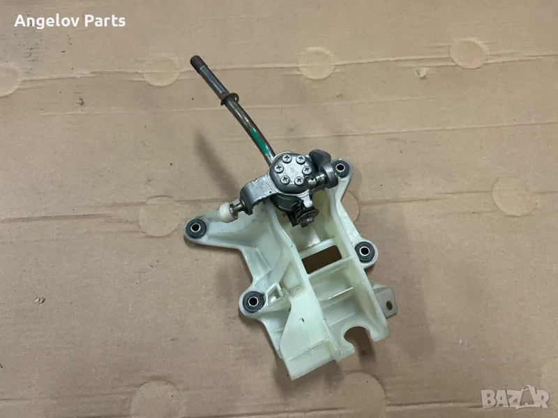 Скоростния лост за Toyota Corolla Verso 2003г., снимка 1