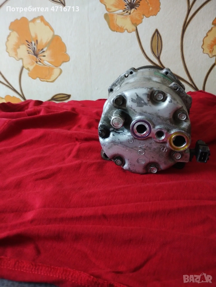 Компресор за климатик за Поло Голф 1.9 SDI 1998г., снимка 1