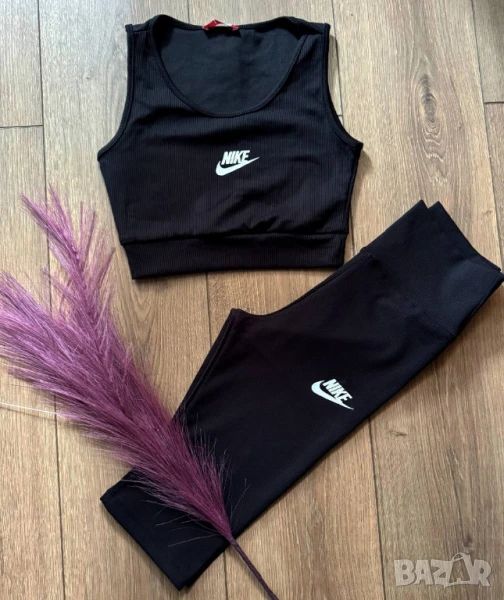 дамски екипи Nike , снимка 1
